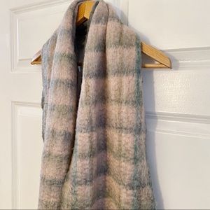 Loft Grey Pink Soft Fuzzy Scarf